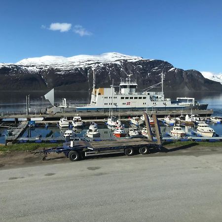 Lyngenfjord Gammelhotell Olderdalen Bagian luar foto